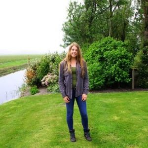 Meet your Posher, Veronica